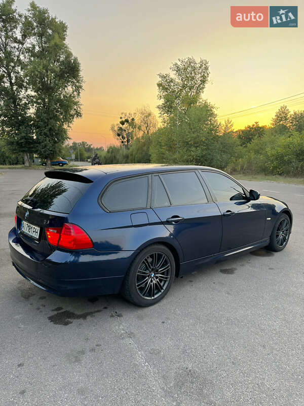 Универсал BMW 3 Series 2011 в Вышгороде