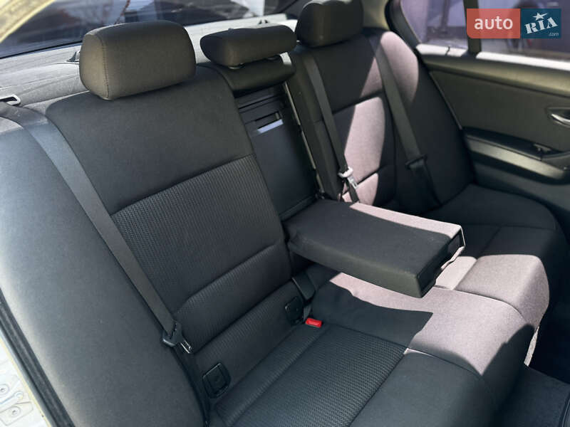 Седан BMW 3 Series 2009 в Житомире фото 33 Седан BMW 3 Series 2009 в Житомире