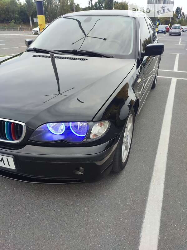 Седан BMW 3 Series 2002 в Києві