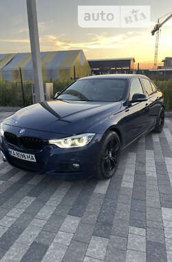 Седан BMW 3 Series 2015 в Львове