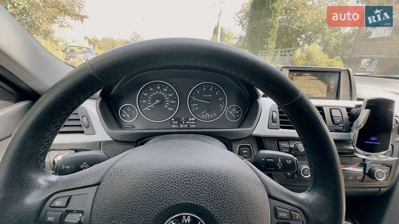 Седан BMW 3 Series 2014 в Львове