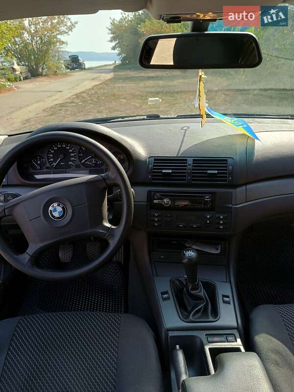 Седан BMW 3 Series 2004 в Білій Церкві