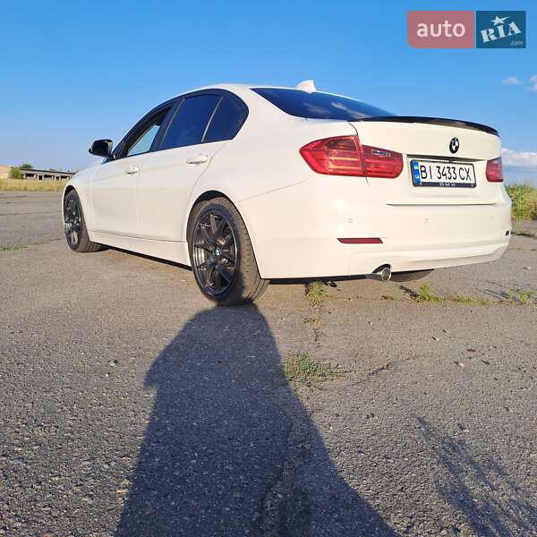 Седан BMW 3 Series 2013 в Светловодске