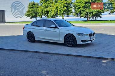 Седан BMW 3 Series 2013 в Світловодську