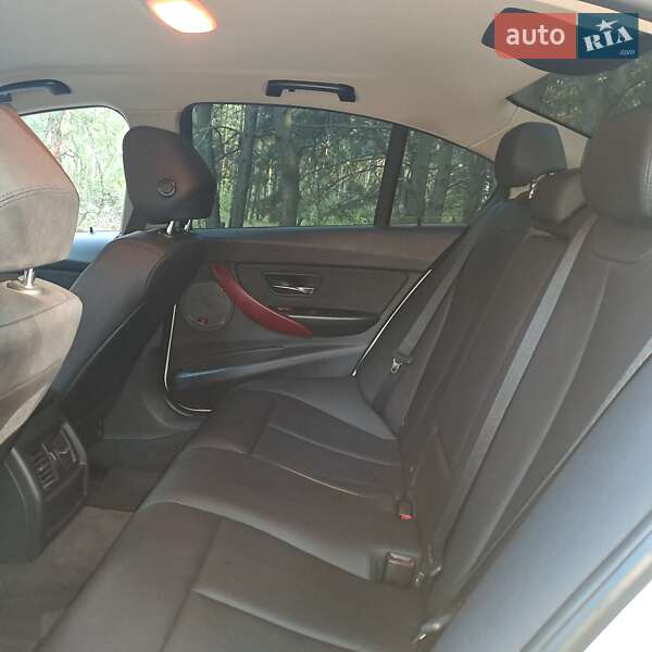 Седан BMW 3 Series 2013 в Светловодске