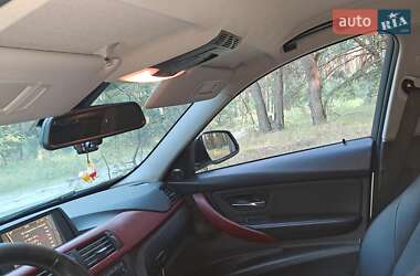 Седан BMW 3 Series 2013 в Светловодске