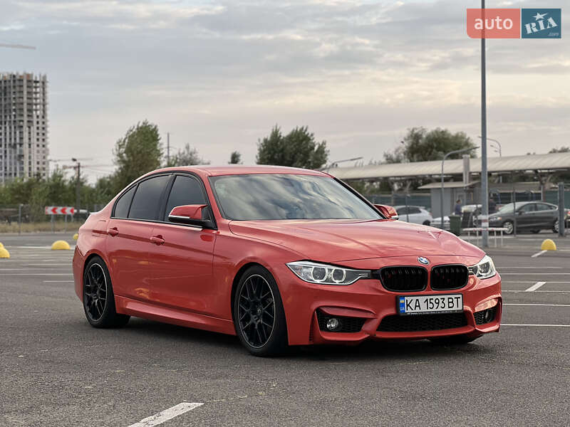 Седан BMW 3 Series 2013 в Киеве