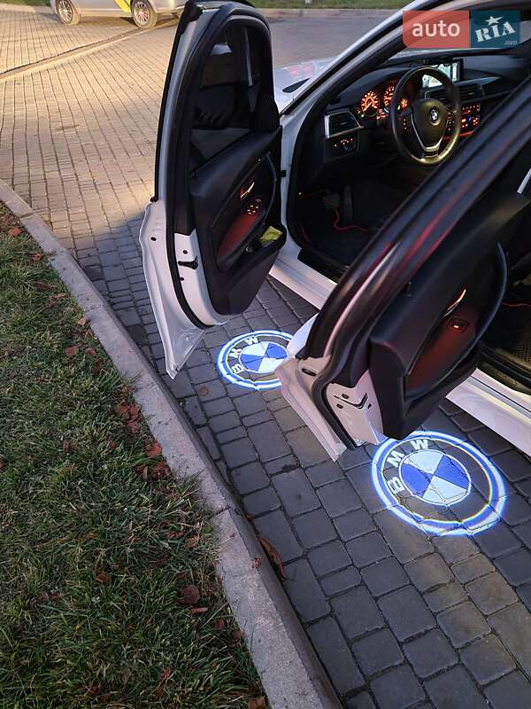 Седан BMW 3 Series 2016 в Кропивницькому фото 2 Седан BMW 3 Series 2016 в Кропивницькому