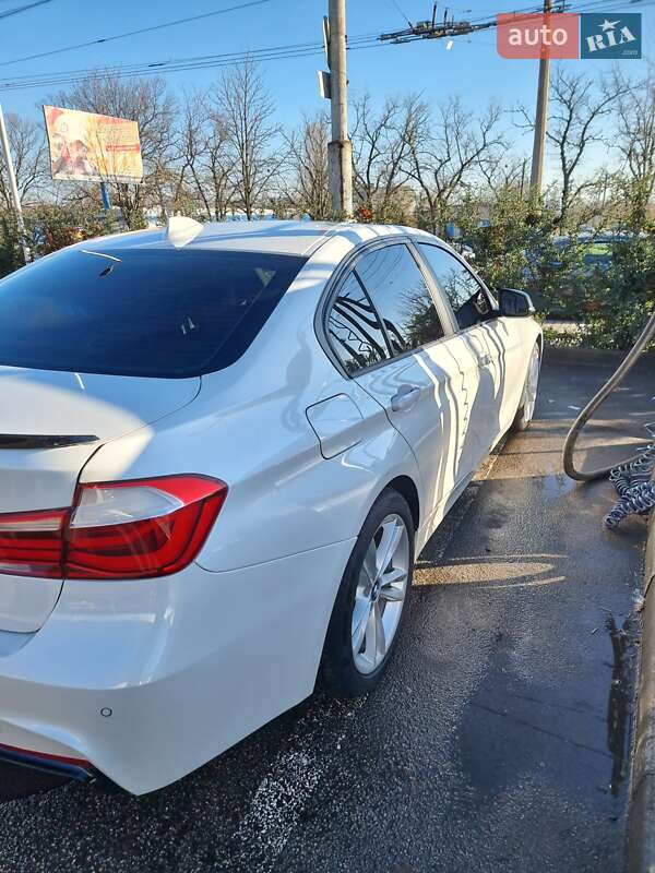 Седан BMW 3 Series 2016 в Кропивницькому фото 7 Седан BMW 3 Series 2016 в Кропивницькому