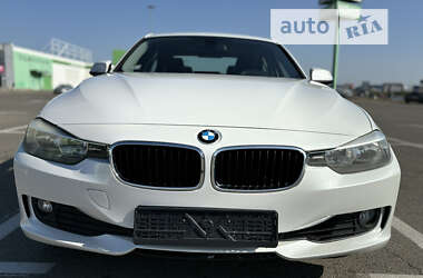 Седан BMW 3 Series 2013 в Києві