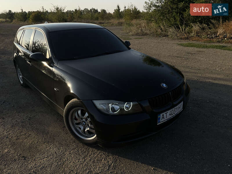 Универсал BMW 3 Series 2005 в Коломые