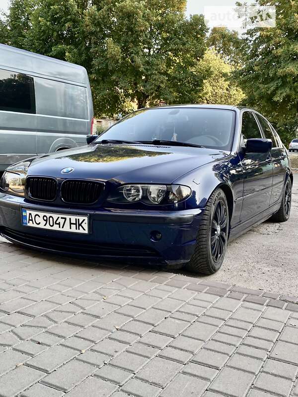 BMW 3 Series 2004