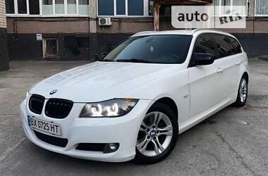 Универсал BMW 3 Series 2010 в Нетешине