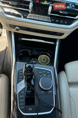 Седан BMW 3 Series 2019 в 
