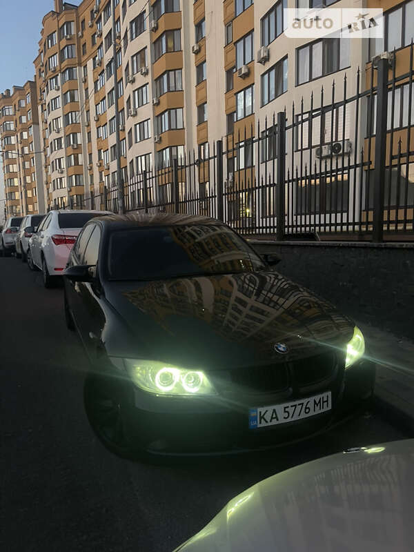 Седан BMW 3 Series 2007 в Києві