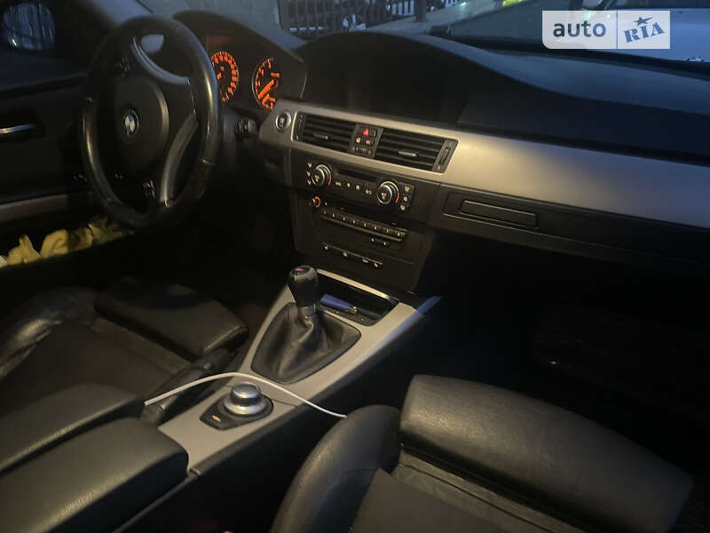 Седан BMW 3 Series 2007 в Києві