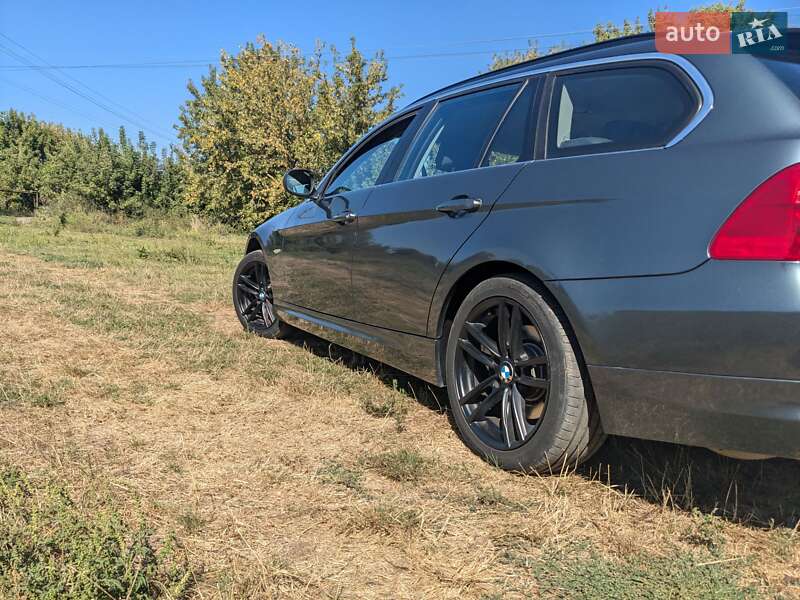 Універсал BMW 3 Series 2012 в Черкасах