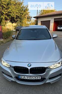 Седан BMW 3 Series 2015 в Киеве