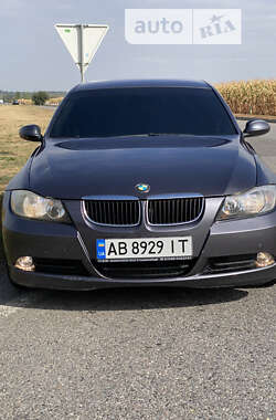 Седан BMW 3 Series 2005 в Немирові