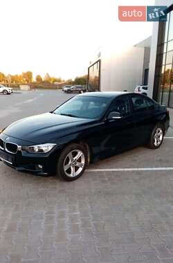 Седан BMW 3 Series 2013 в 