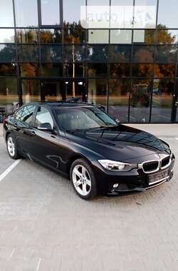 Седан BMW 3 Series 2013 в Старом Самборе