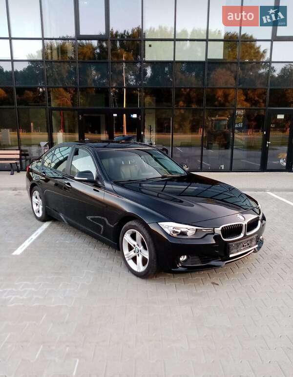 Седан BMW 3 Series 2013 в 