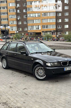 Универсал BMW 3 Series 2003 в Клевани