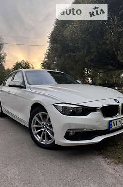 Седан BMW 3 Series 2016 в Киеве