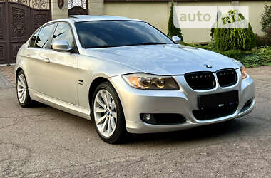 Седан BMW 3 Series 2011 в Дніпрі