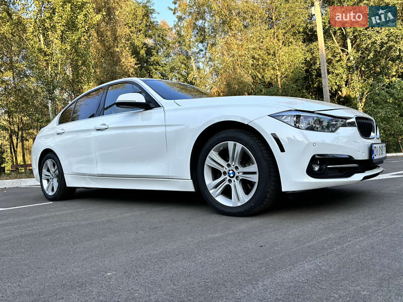 Седан BMW 3 Series 2017 в Киеве