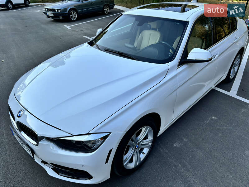 Седан BMW 3 Series 2017 в Киеве