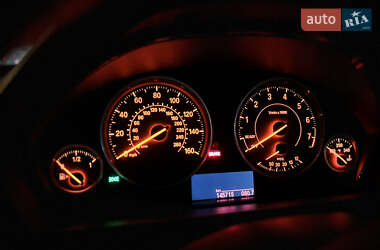 Седан BMW 3 Series 2017 в Киеве