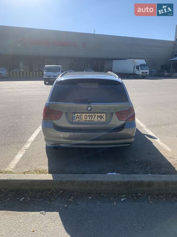 Универсал BMW 3 Series 2010 в Днепре