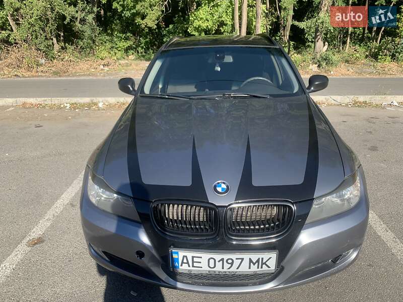 Универсал BMW 3 Series 2010 в Днепре