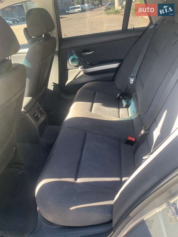Универсал BMW 3 Series 2010 в Днепре