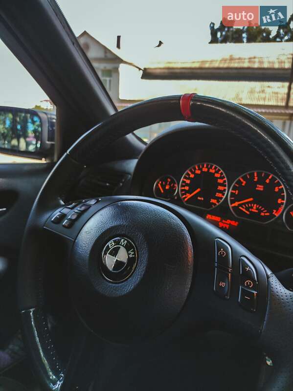 Седан BMW 3 Series 2004 в Глобине