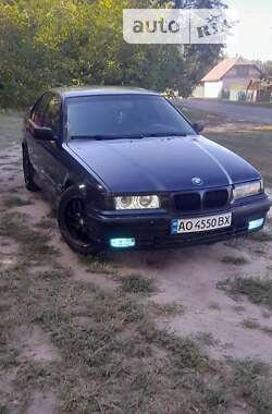 Седан BMW 3 Series 1991 в Рахові