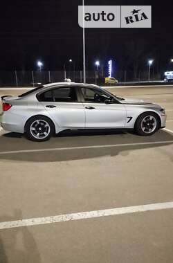 Седан BMW 3 Series 2013 в Запорожье