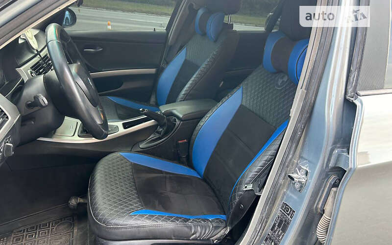 Седан BMW 3 Series 2006 в Черновцах