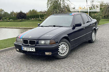 Седан BMW 3 Series 1991 в Жовкві