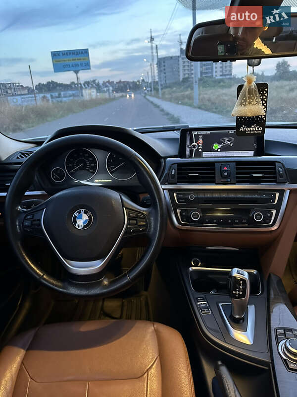 Седан BMW 3 Series 2012 в Одесі