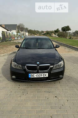 Седан BMW 3 Series 2006 в Умани