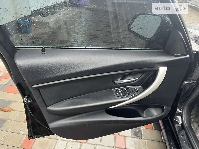 Седан BMW 3 Series 2015 в Хмельницком фото 22 Седан BMW 3 Series 2015 в Хмельницком