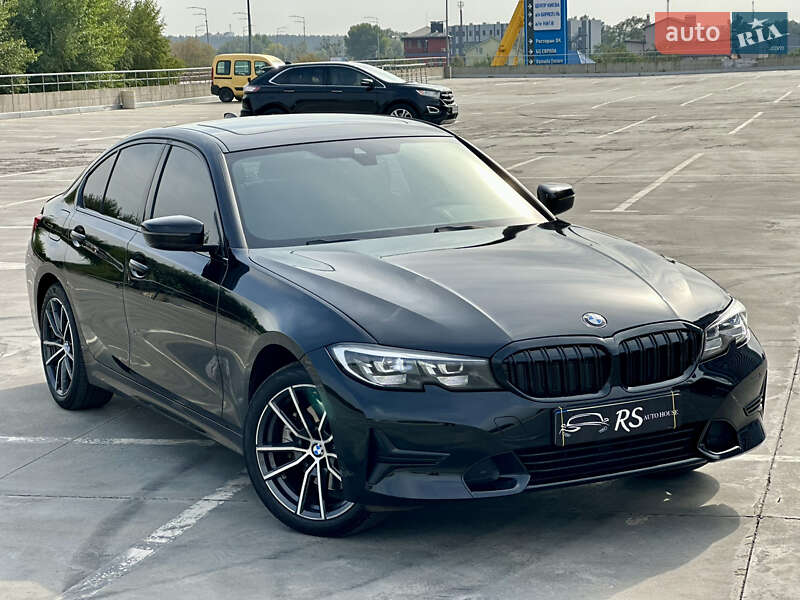 Седан BMW 3 Series 2019 в Киеве