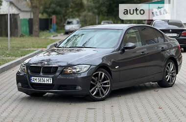 Седан BMW 3 Series 2005 в Звягеле