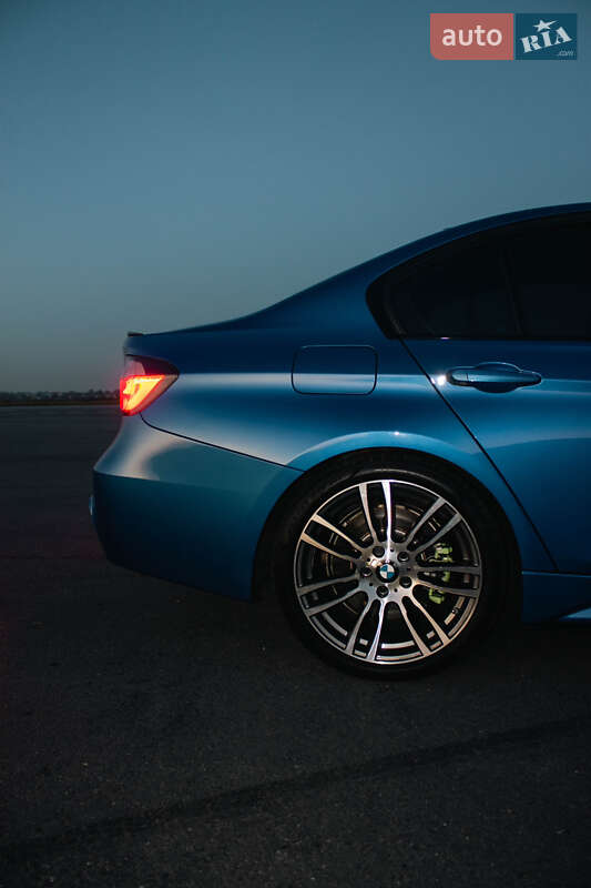Седан BMW 3 Series 2014 в Днепре