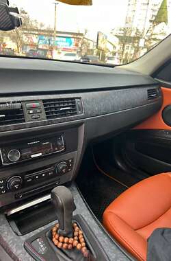 Седан BMW 3 Series 2006 в Одесі