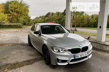 Седан BMW 3 Series 2014 в Остроге