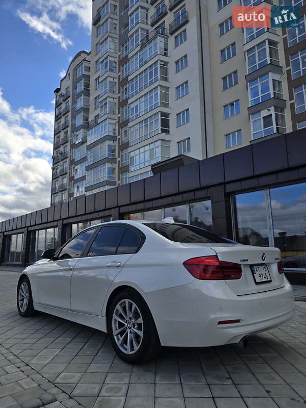 Седан BMW 3 Series 2015 в Ивано-Франковске