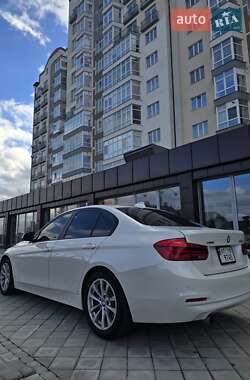 Седан BMW 3 Series 2015 в Ивано-Франковске